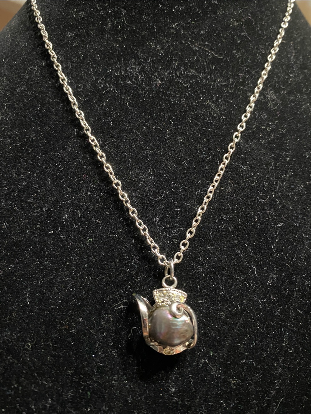 Silver Teapot Pendant Necklace with Tahitian Pearl
